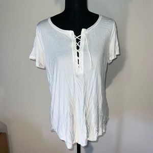 🌻3/$20!🌻Hollister shirt